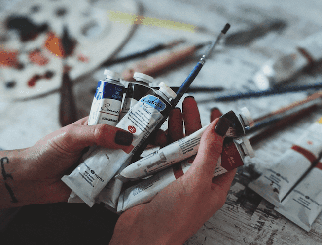Tips and Tricks for Safely Disposing of Acrylic Paints